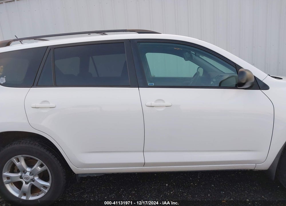 2011 TOYOTA RAV4 VIN: 2T3BF4DV6BW117178