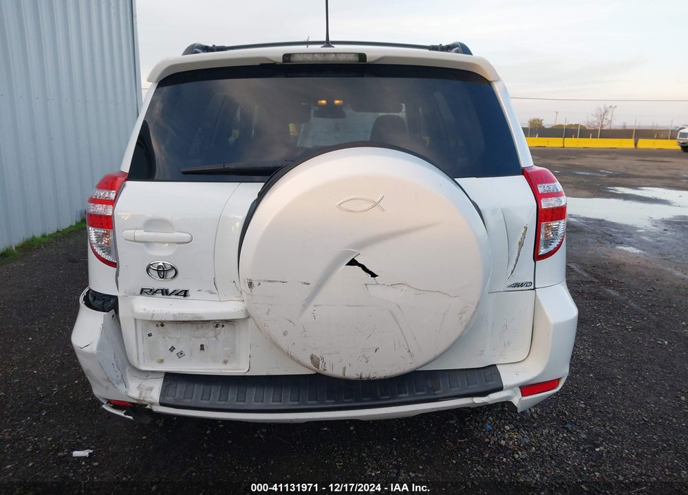 2011 TOYOTA RAV4 VIN: 2T3BF4DV6BW117178