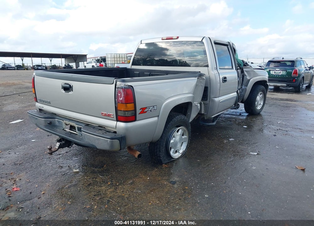 2006 GMC SIERRA 1500 SLT VIN: 2GTEK13T161158890