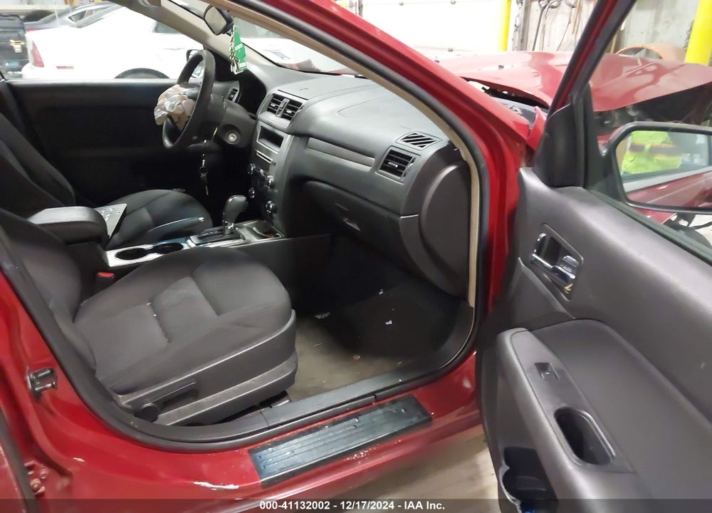 2010 FORD FUSION VIN: 3FAHP0HA6AR184525