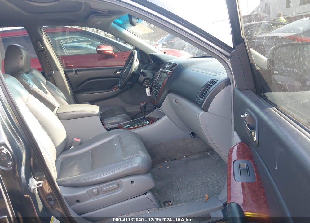 2005 ACURA MDX VIN: 2HNYD18865H526024