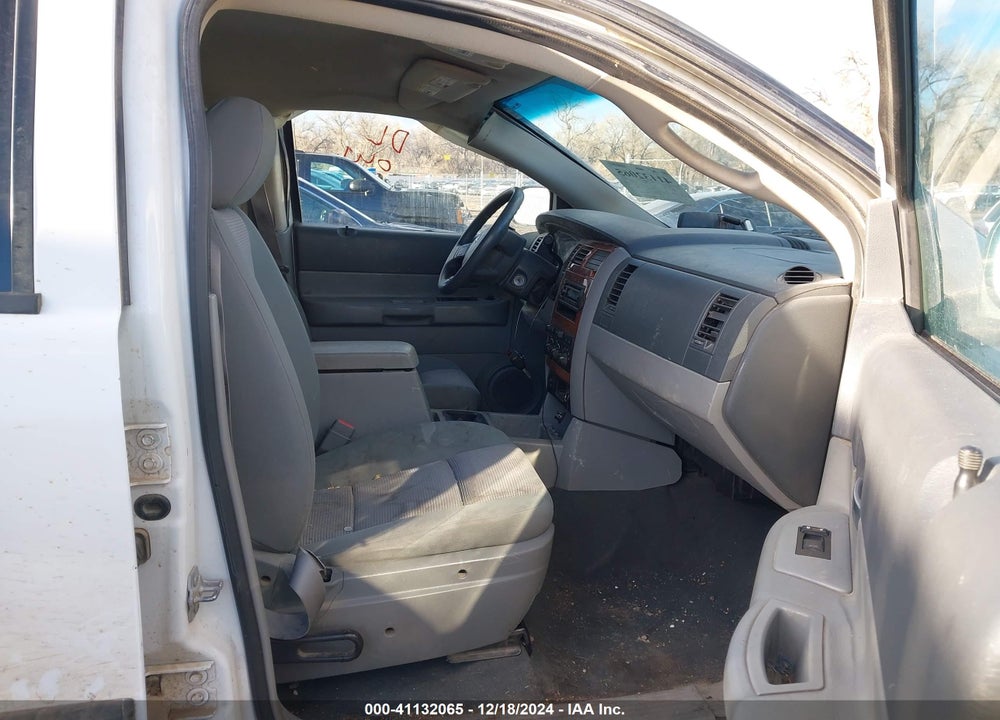 2007 DODGE DURANGO SLT VIN: 1D8HB48277F543249