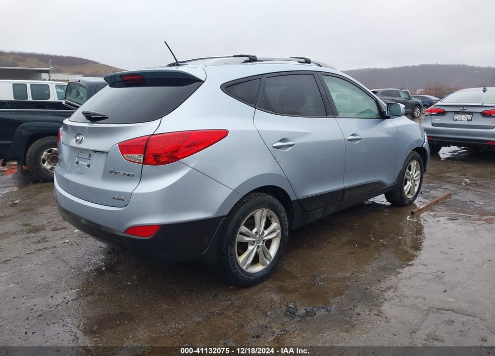 2013 HYUNDAI TUCSON GLS VIN: KM8JUCAC9DU639278