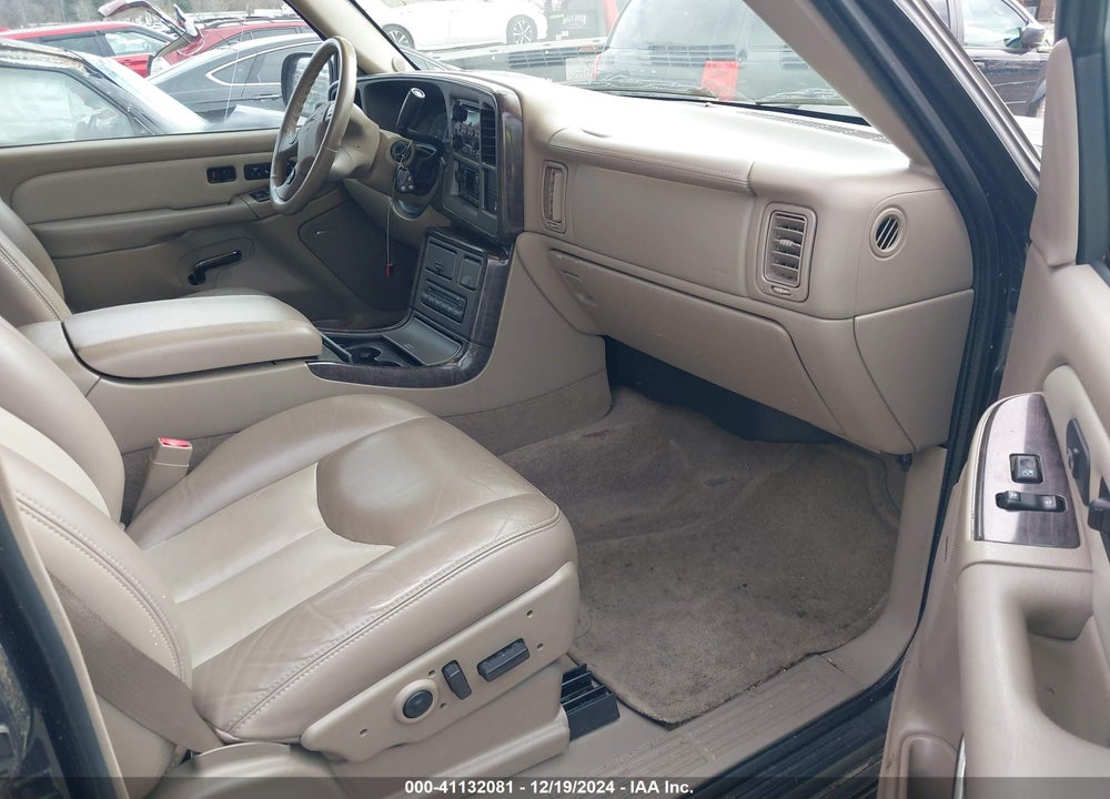 2004 GMC YUKON XL 1500 DENALI VIN: 1GKFK66U24J197274