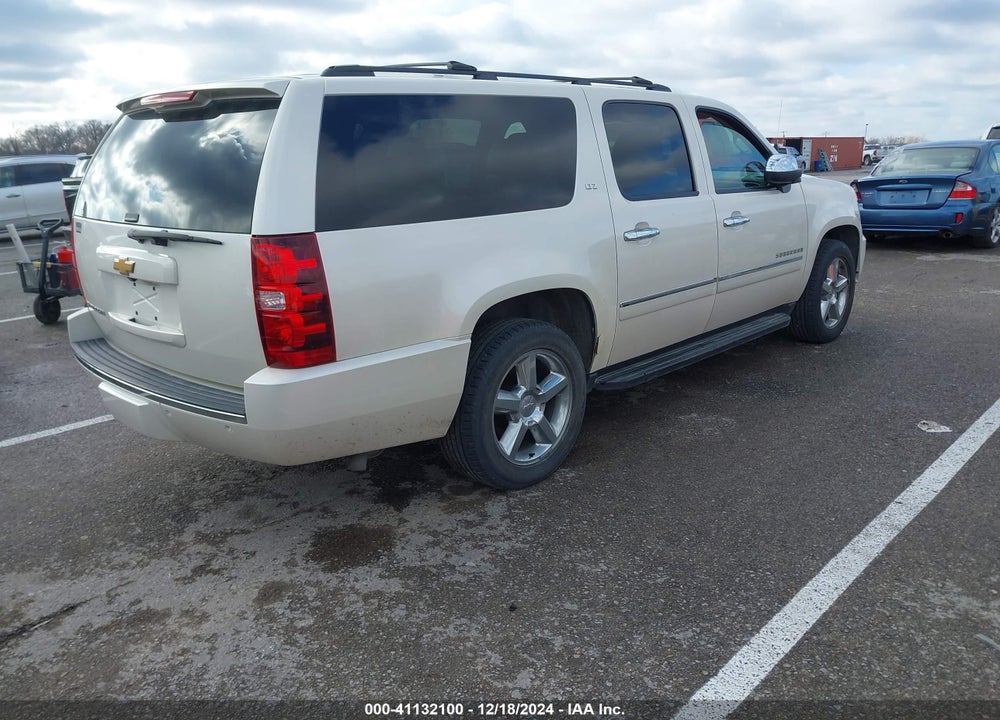 2014 CHEVROLET SUBURBAN 1500 LTZ VIN: 1GNSKKE75ER134680