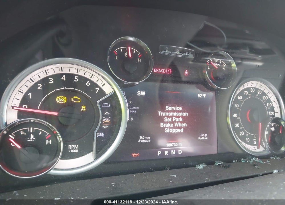 2013 RAM 1500 SLT VIN: 1C6RR6GG4DS513661