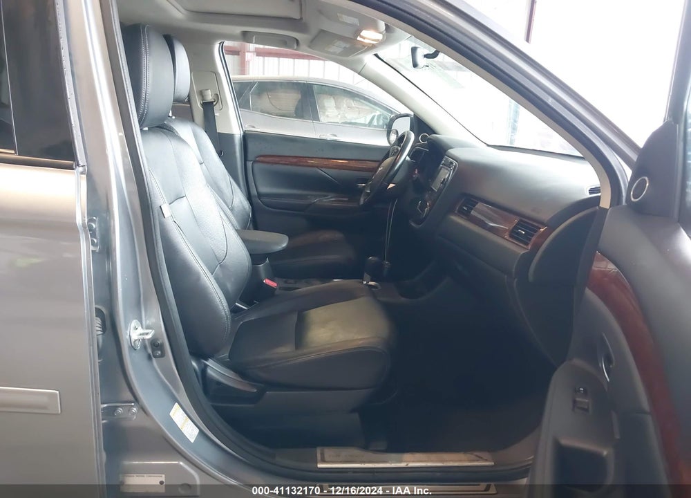 2014 MITSUBISHI OUTLANDER SE VIN: JA4AD3A37EZ001565
