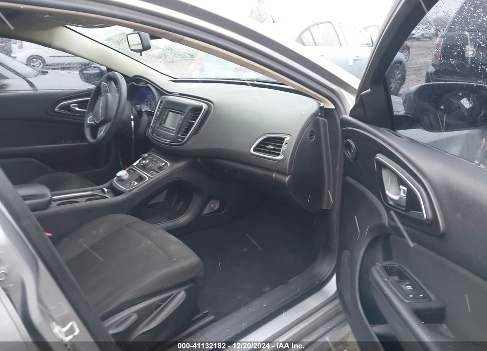 2016 CHRYSLER 200 LIMITED VIN: 1C3CCCAB1GN166678