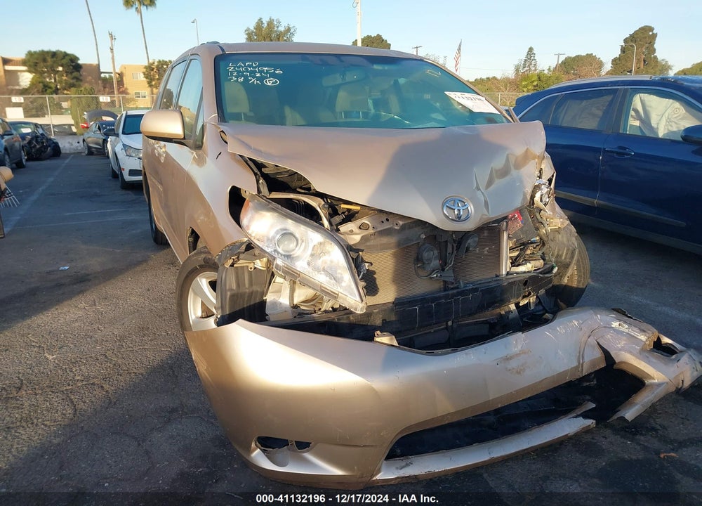 2012 TOYOTA SIENNA LE V6 8 PASSENGER VIN: 5TDKK3DC3CS270009