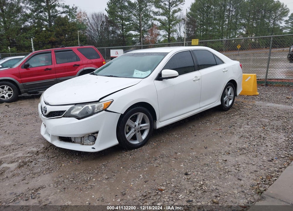 2014 TOYOTA CAMRY SE VIN: 4T1BF1FK9EU755133