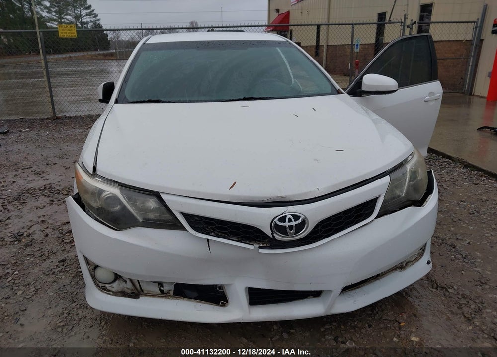 2014 TOYOTA CAMRY SE VIN: 4T1BF1FK9EU755133