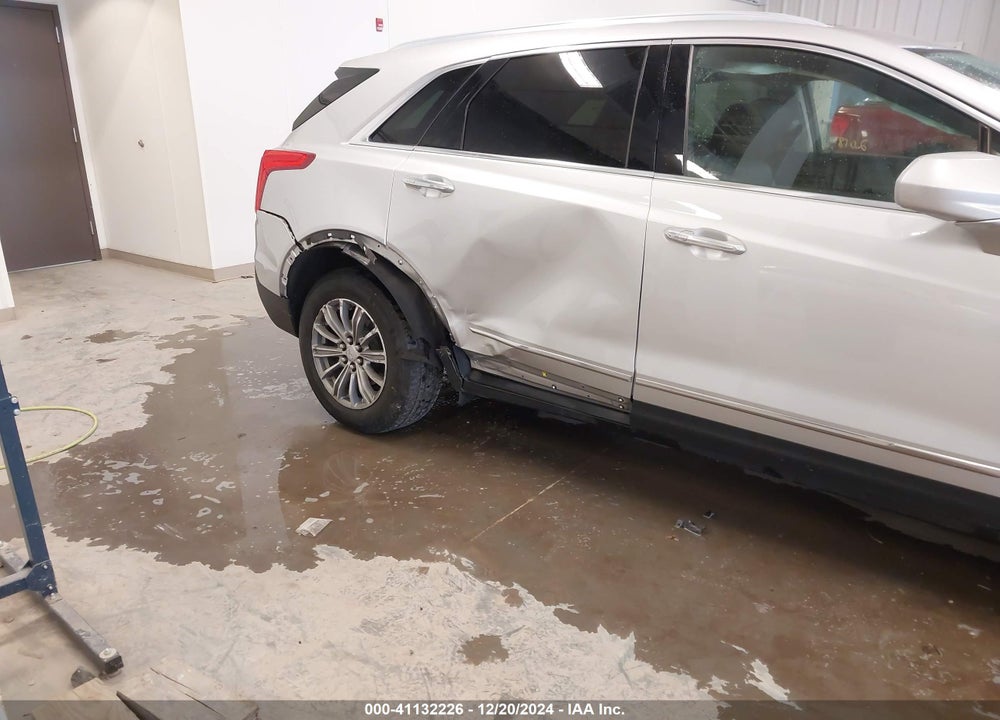 2018 CADILLAC XT5 LUXURY VIN: 1GYKNDRS7JZ167355
