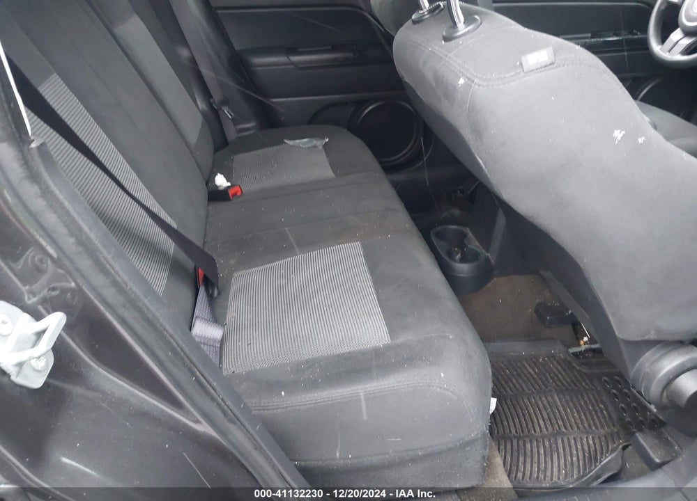 2016 JEEP PATRIOT SPORT VIN: 1C4NJPBA1GD811827