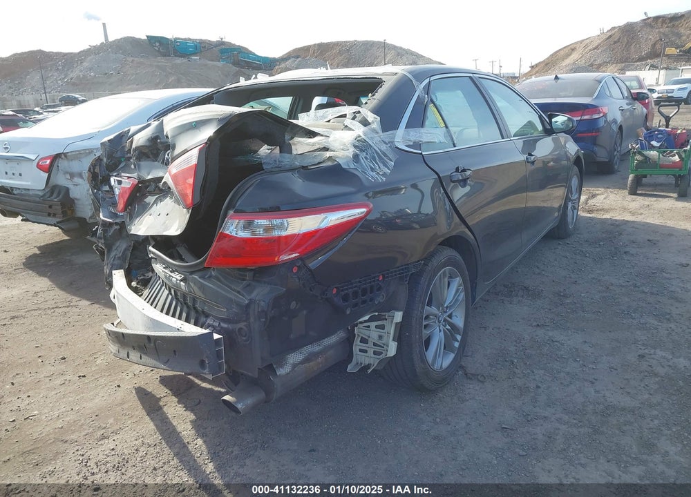 2016 TOYOTA CAMRY SE VIN: 4T1BF1FK5GU136449