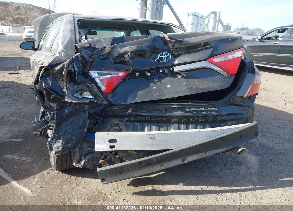 2016 TOYOTA CAMRY SE VIN: 4T1BF1FK5GU136449
