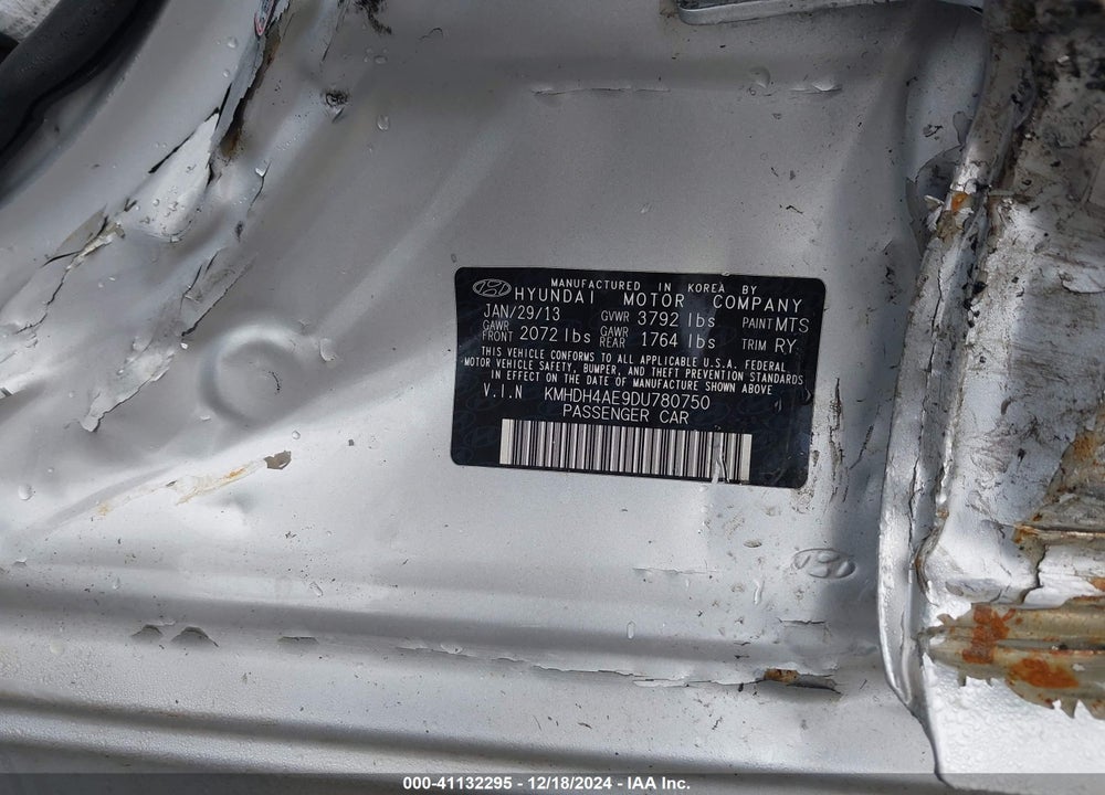 2013 HYUNDAI ELANTRA VIN: KMHDH4AE9DU780750