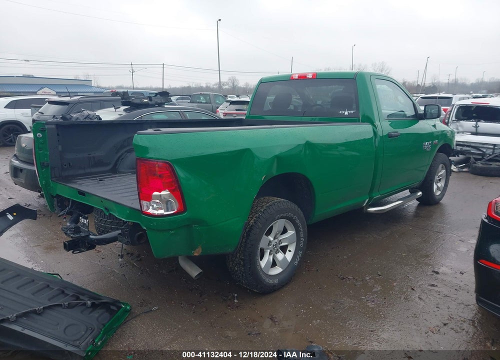 2019 RAM 1500 CLASSIC TRADESMAN 4X4 8' BOX VIN: 3C6JR7DT8KG506785