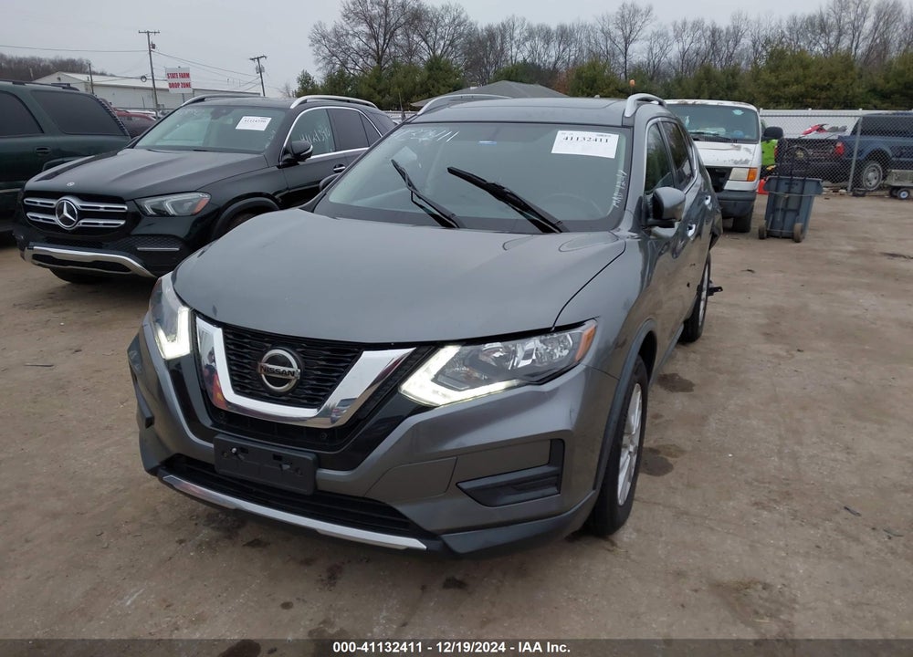 2018 NISSAN ROGUE SV VIN: JN8AT2MV1JW304261