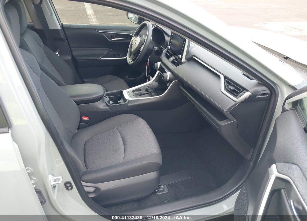 2021 TOYOTA RAV4 VIN: JTMW1RFV3MD074381