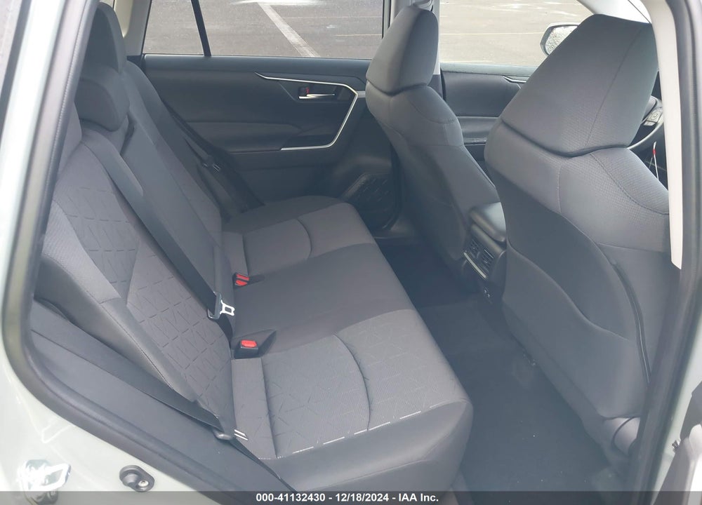 2021 TOYOTA RAV4 VIN: JTMW1RFV3MD074381