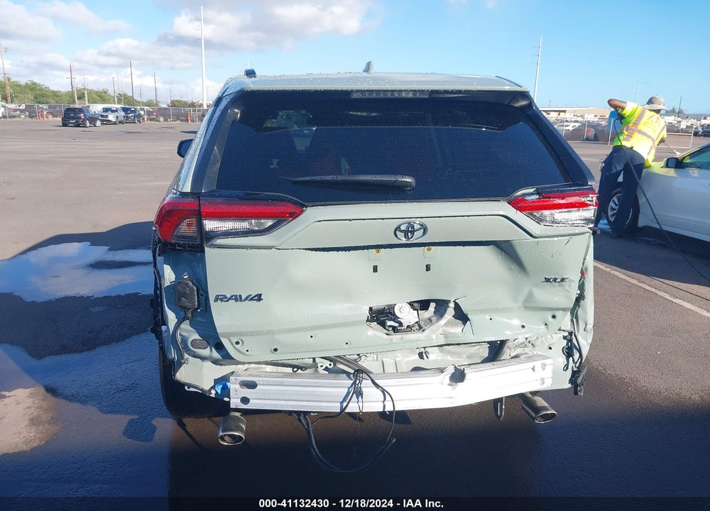 2021 TOYOTA RAV4 VIN: JTMW1RFV3MD074381