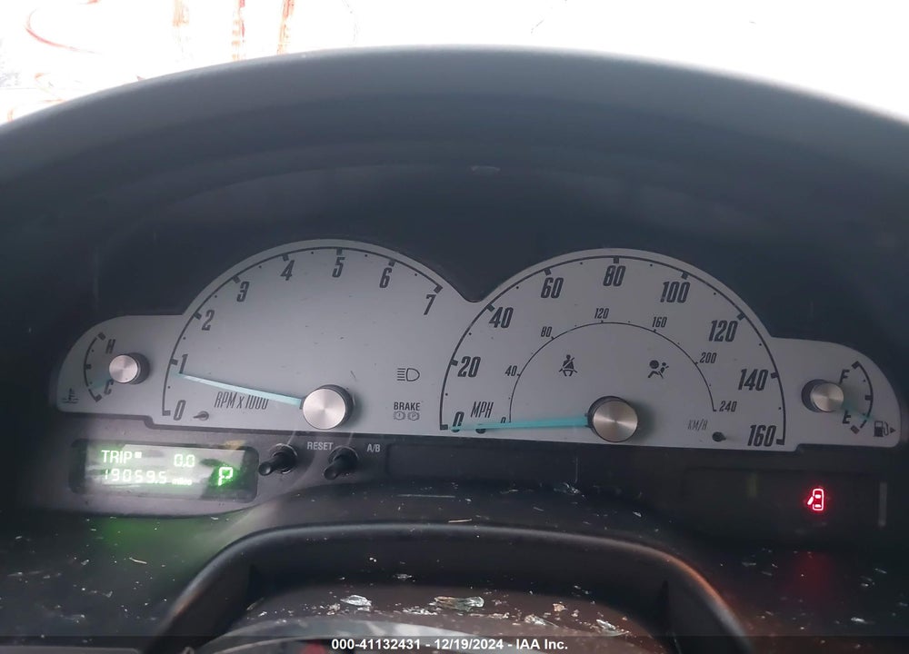 2002 FORD THUNDERBIRD VIN: 1FAHP60A02Y117758