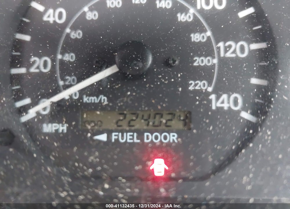 2001 TOYOTA CAMRY CE VIN: 4T1BG22K41U119741