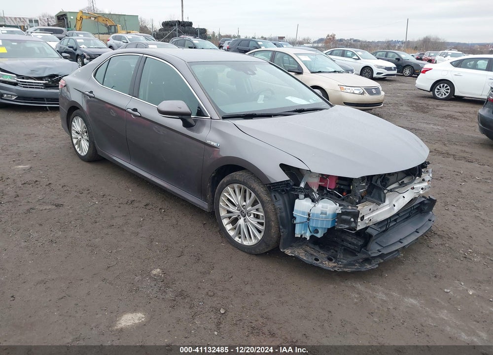2020 TOYOTA CAMRY XLE HYBRID VIN: 4T1F31AK6LU539187