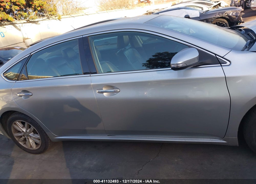 2015 TOYOTA AVALON XLE VIN: 4T1BK1EB4FU158146