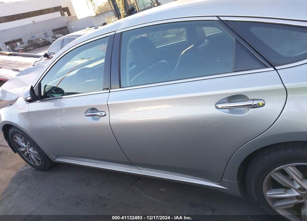 2015 TOYOTA AVALON XLE VIN: 4T1BK1EB4FU158146