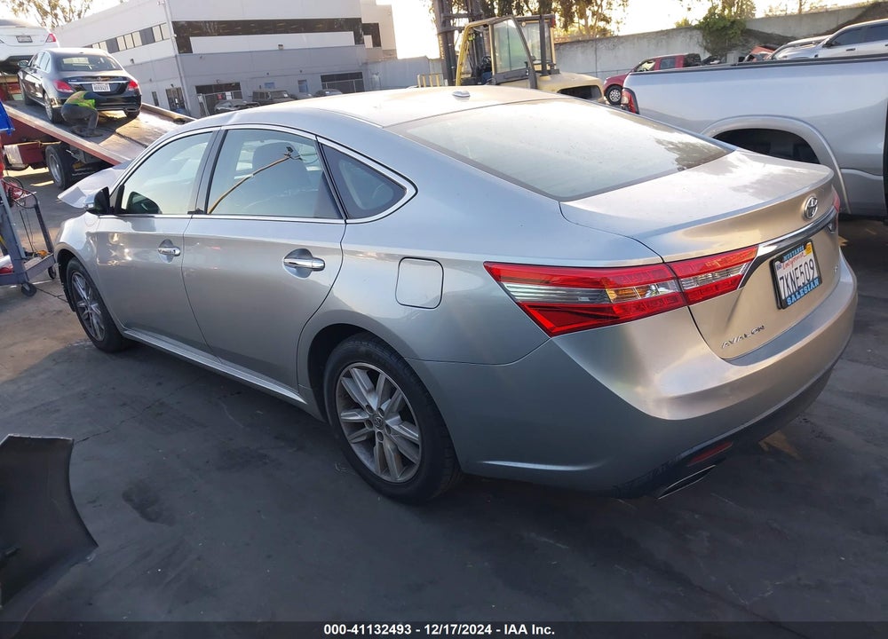 2015 TOYOTA AVALON XLE VIN: 4T1BK1EB4FU158146
