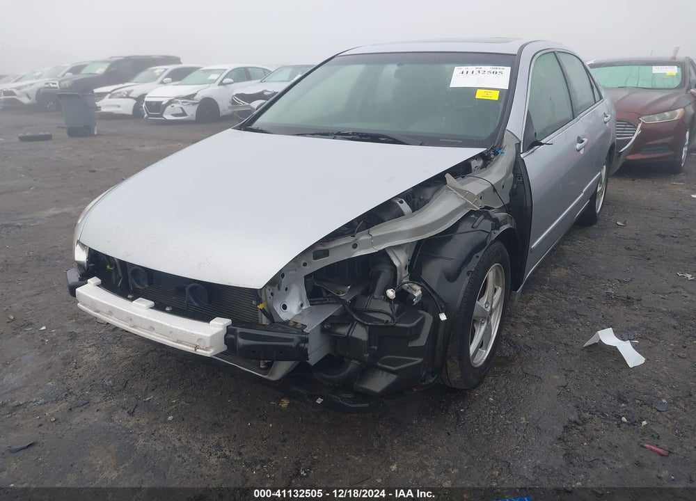 2003 HONDA ACCORD 2.4 EX VIN: JHMCM56623C086634