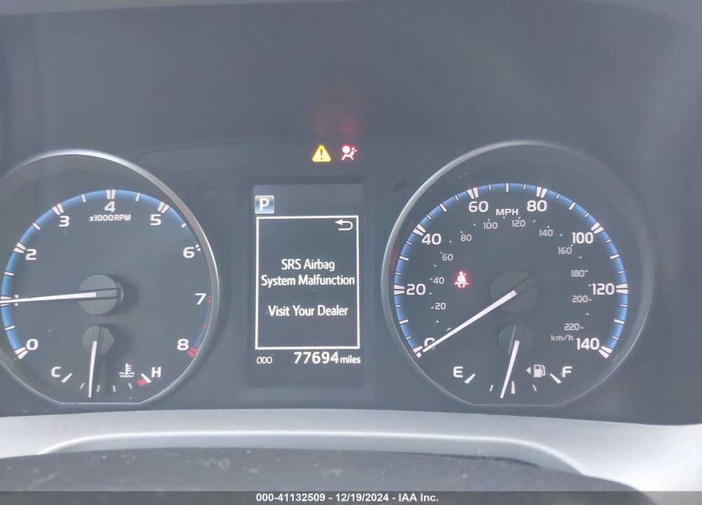 2017 TOYOTA RAV4 XLE VIN: 2T3RFREV0HW682464