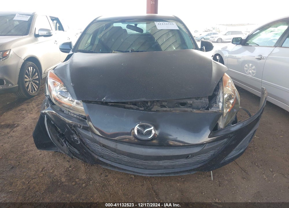 2011 MAZDA 3 I SPORT VIN: JM1BL1UG2B1370716
