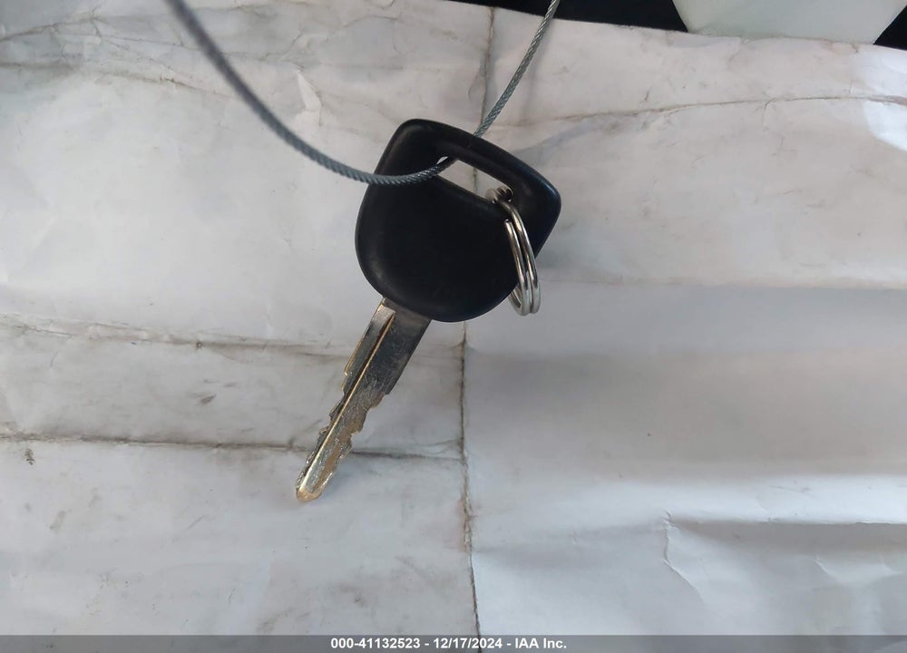 2011 MAZDA 3 I SPORT VIN: JM1BL1UG2B1370716