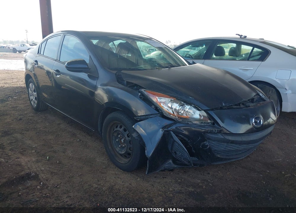 2011 MAZDA 3 I SPORT VIN: JM1BL1UG2B1370716