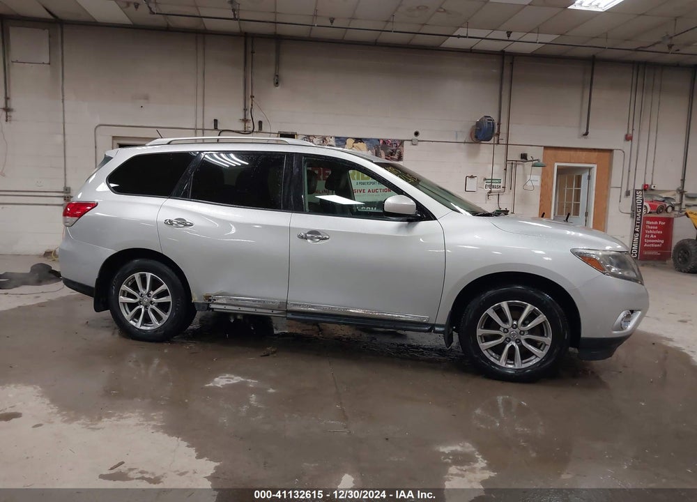 2015 NISSAN PATHFINDER SL VIN: 5N1AR2MM2FC600458