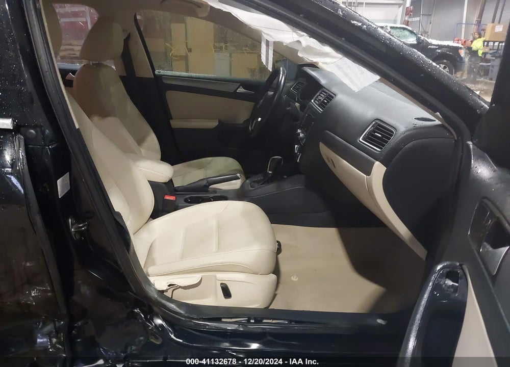 2014 VOLKSWAGEN JETTA 2.0L TDI VIN: 3VWLL7AJXEM331058