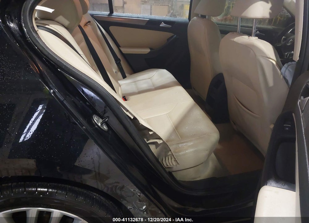 2014 VOLKSWAGEN JETTA 2.0L TDI VIN: 3VWLL7AJXEM331058
