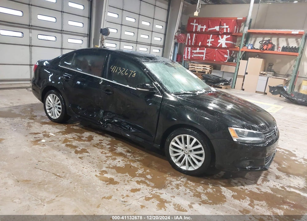 2014 VOLKSWAGEN JETTA 2.0L TDI VIN: 3VWLL7AJXEM331058