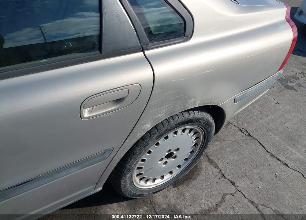2001 VOLVO S80 T6 VIN: YV1TS90D611164664
