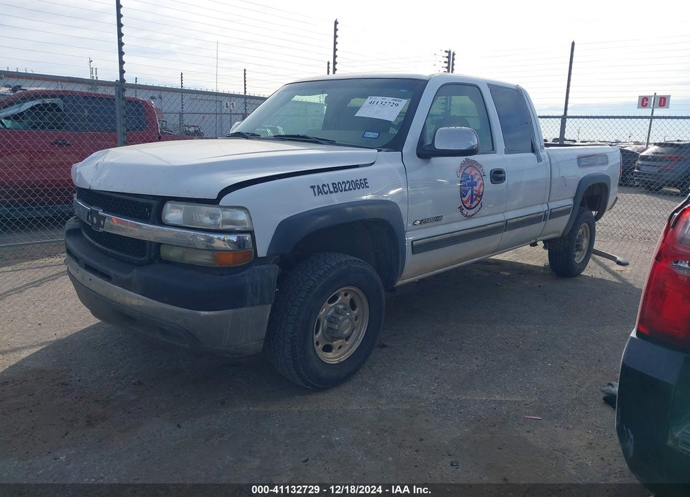 2002 CHEVROLET SILVERADO 2500HD LS VIN: 1GCHC29UX2E263257