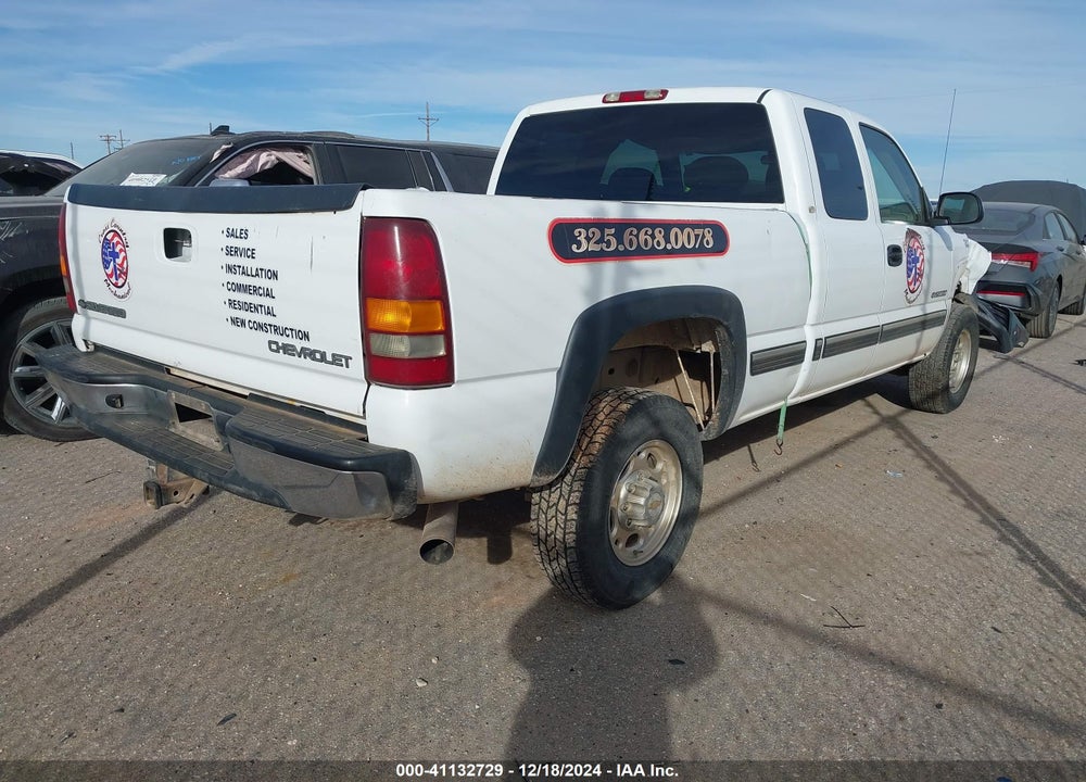 2002 CHEVROLET SILVERADO 2500HD LS VIN: 1GCHC29UX2E263257
