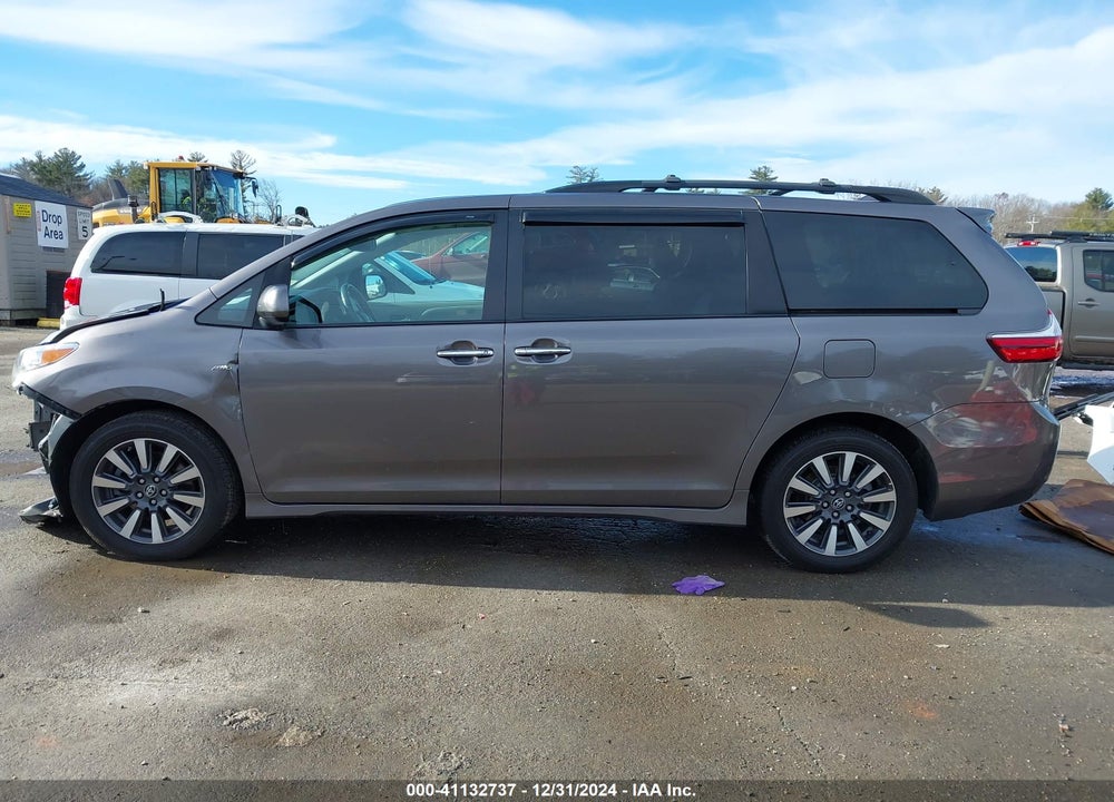 2019 TOYOTA SIENNA XLE PREMIUM 7 PASSENGER VIN: 5TDDZ3DC8KS211637
