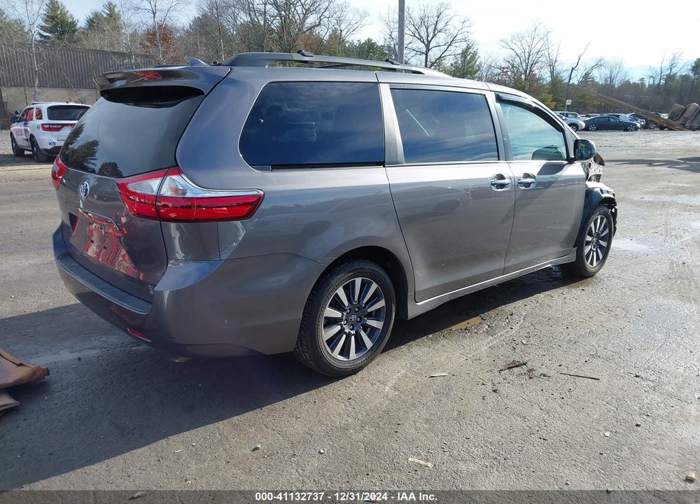 2019 TOYOTA SIENNA XLE PREMIUM 7 PASSENGER VIN: 5TDDZ3DC8KS211637
