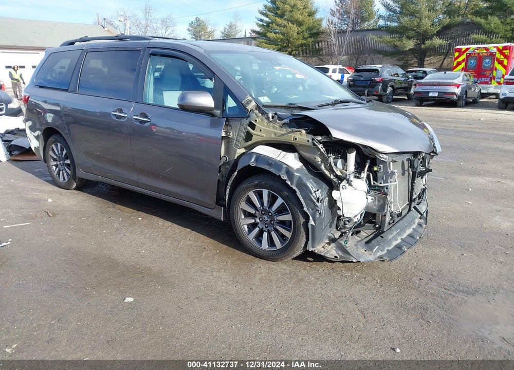 2019 TOYOTA SIENNA XLE PREMIUM 7 PASSENGER VIN: 5TDDZ3DC8KS211637