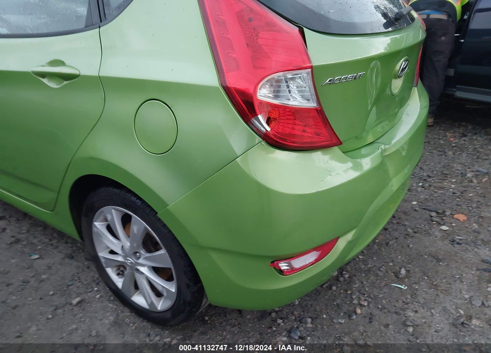 2013 HYUNDAI ACCENT SE VIN: KMHCU5AE5DU104938