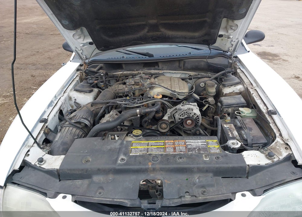 1994 FORD MUSTANG VIN: 1FALP4040RF105768