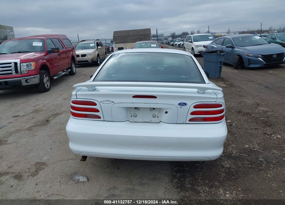 1994 FORD MUSTANG VIN: 1FALP4040RF105768