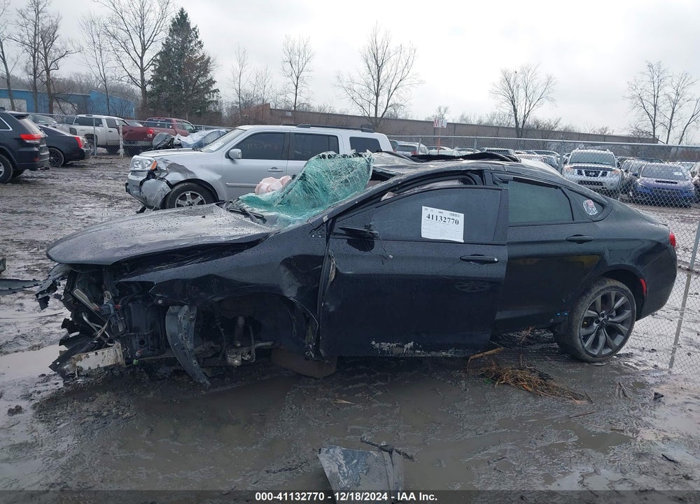 2016 CHRYSLER 200 VIN: 1C3CCCBG0GN177164